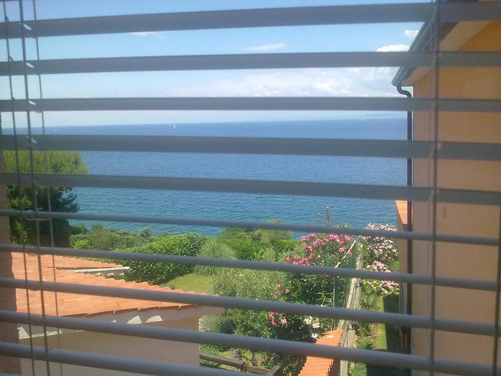 Guest House Laura Crveni Vrh Chambre photo